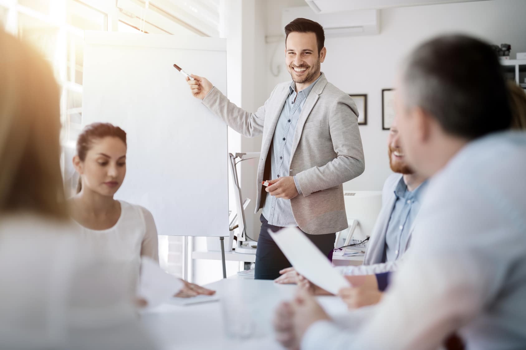 Livraison matériel de présentation pour séminaire professionnel