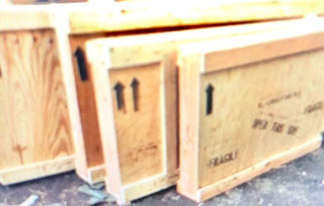 Pour quel emballage opter lors d'un transport d'œuvres et objets d'art? 🖼 🎨

👌 un tamponnage renforcé à 3 couches ( tyvek - papier bulle - carton) pour les petites et moyennes distances
👌 une caisse en bois fabriquée sur mesure pour les longues distances afin de préserver au mieux les œuvres des vibrations dues au transport routier

➡ Chez Perceval-Express, nous étudions avec vous tous les paramètres et vous aidons à choisir la solution la plus adaptée. 

Contactez-nous pour plus d'informations !
📩 art@perceval-express.com
☎ 01 87 15 70 45
#art #transport #assurance